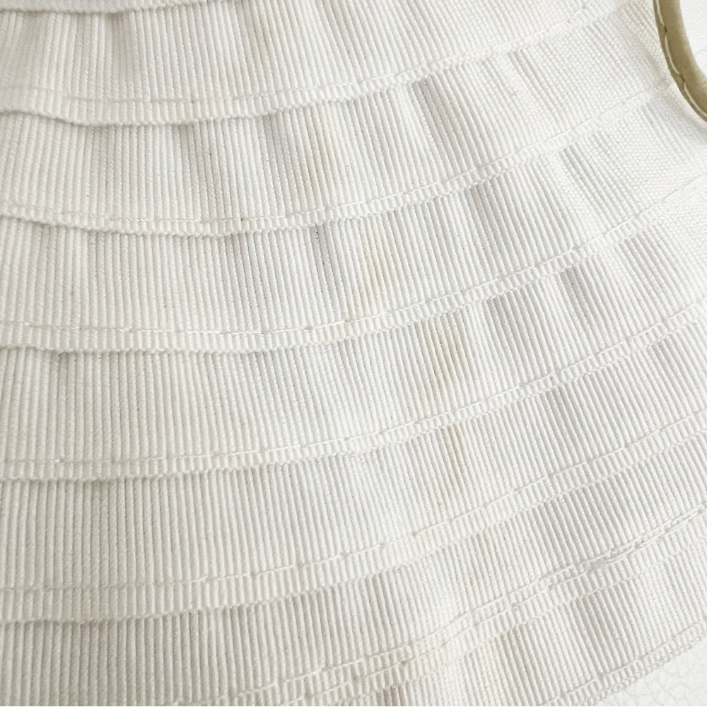 Chic White Sun Hat with Beaded Band - Picture 5 of 6